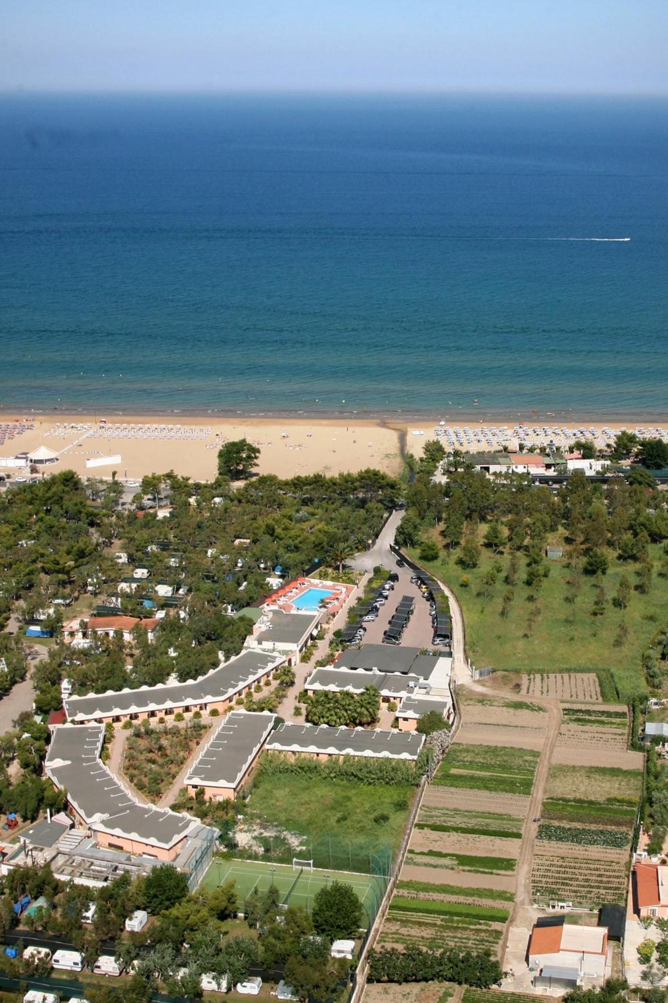 Garden Hotel Ripa Vieste Kültér fotó